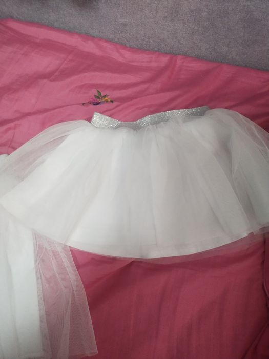 Продам купальники с шортиками и юбочки-шортики  для хореографии и гимн