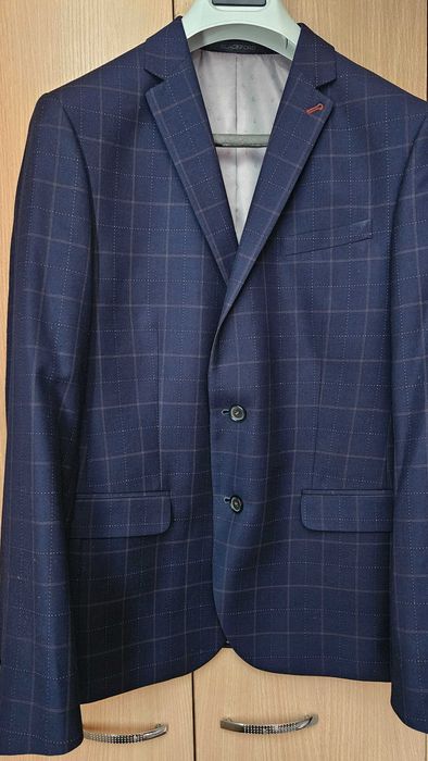 Костюм мужской р.46-48