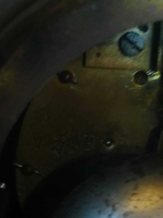 Продавам антикварен бронзов Бароков часовник Рококо