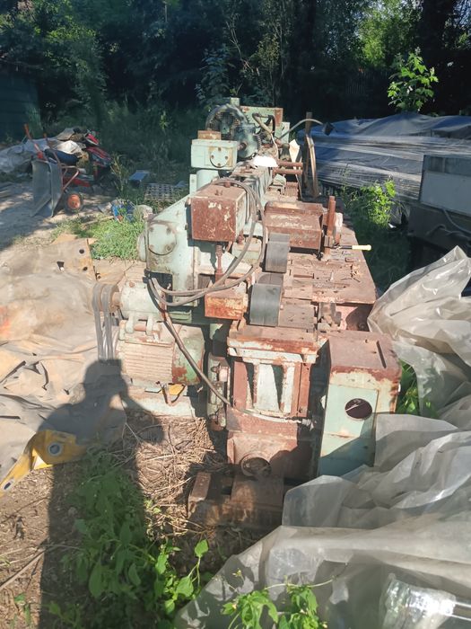 Чытере сторонник станок почти в рабочем состоянии