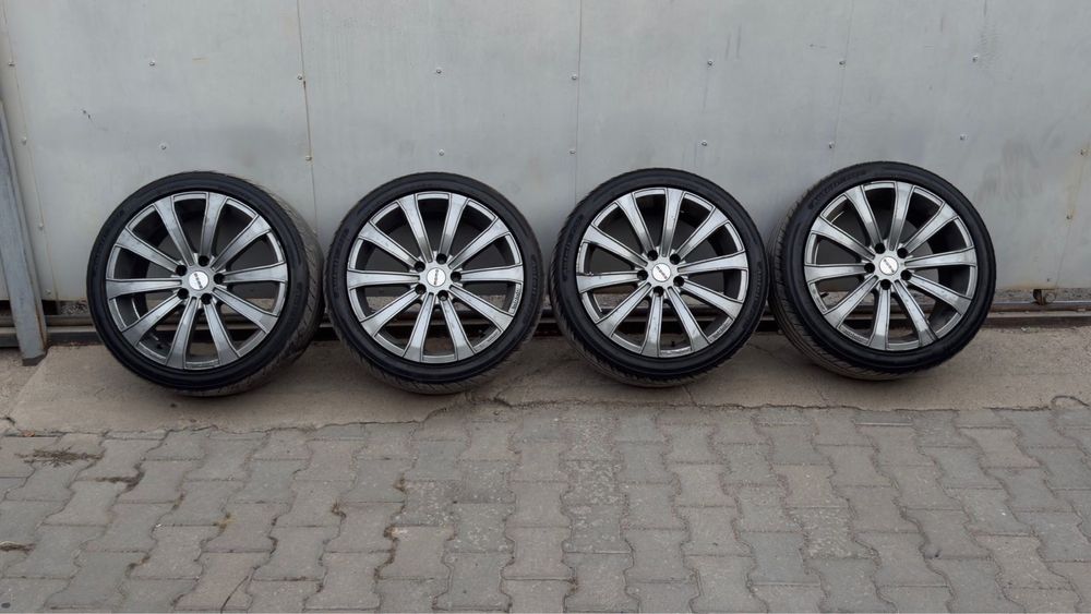 Продам диски , с резиной