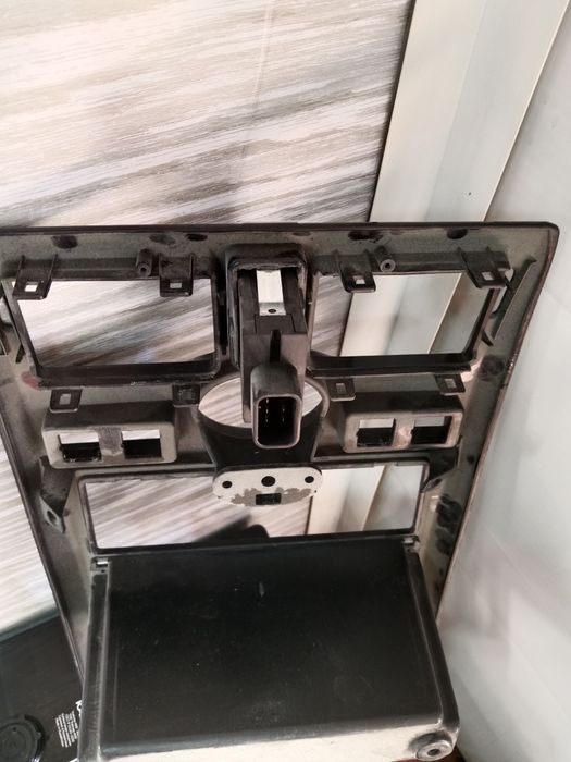 Панель на Приору 1