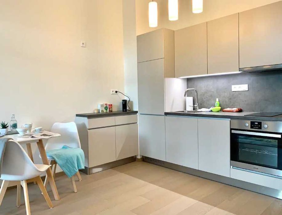 Дава се под наем Двустаен апартамент в Пловдив, Христо Смирненски - 56 кв.м за 270.3 € - Снимка #1