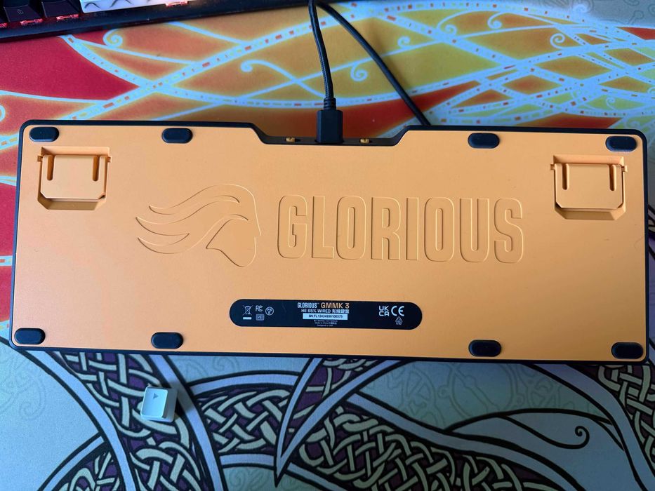 Glorious GMMK 3 HE гейминг клавиатура hollow effec