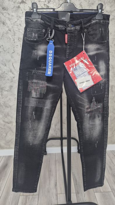 Blugi dsquared2 elastici noi cu etichetă