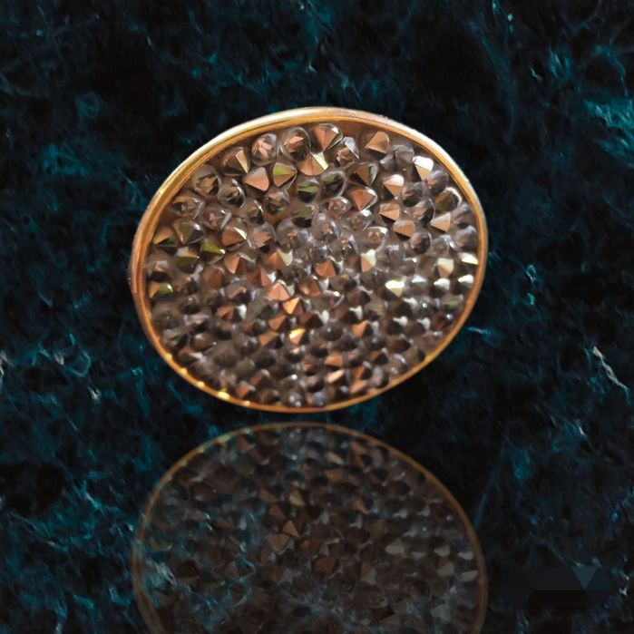 Кольцо коктейльное с кристаллами Сваровски