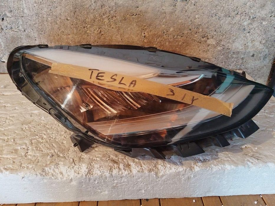 Оригинален фар за tesla model 3 ,model Y full led
