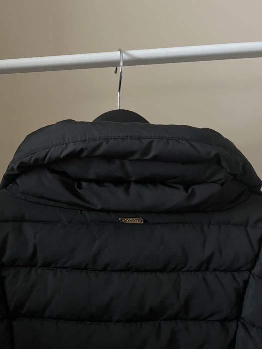 дамско зимно яке Guess