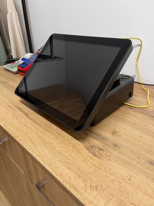 Система Умаг: монитор, принтер, сканер, принтер для печати ценников