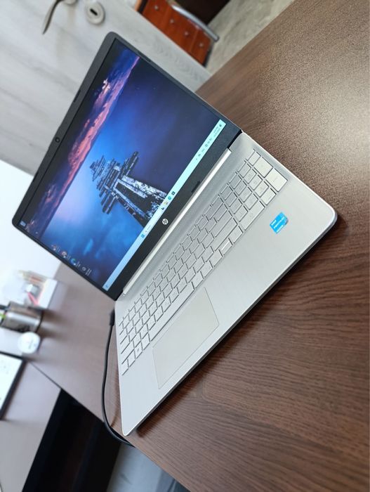 hp laptop 15s-fq3001nu
