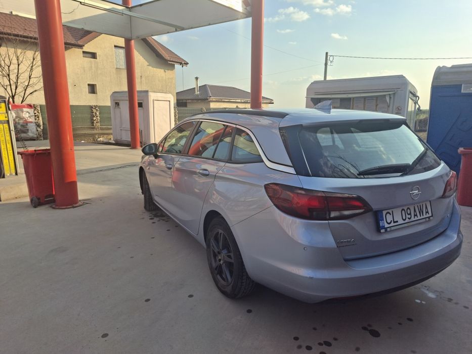 Vând Opel Astra K 2017