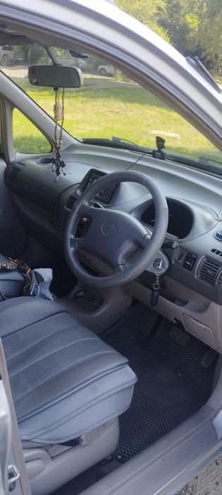 Автомобиль Toyota Spasio