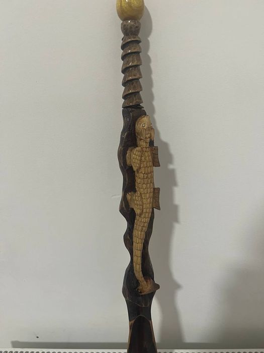 Loshka qo'l mehnati asosida ishlangan