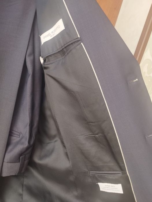 ССтильные костюмы Daniel Rizotto (50-52)