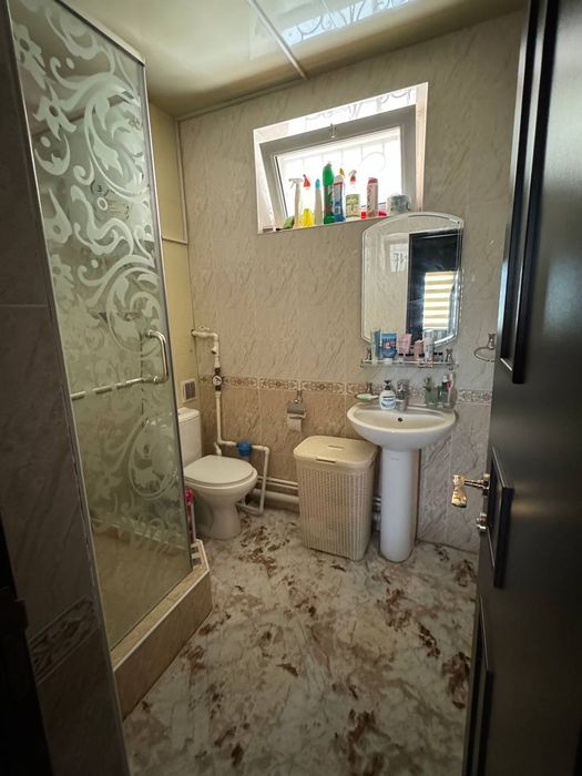 срочна сотилади 3/1/2 38.000$ Янги юл туманида