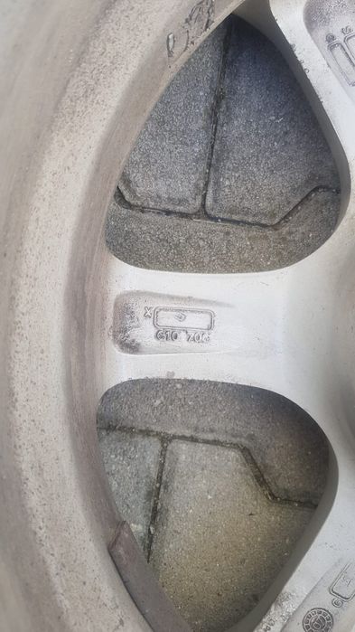 Jenti aluminiu R16 BMW cu cauciucuri de iarna