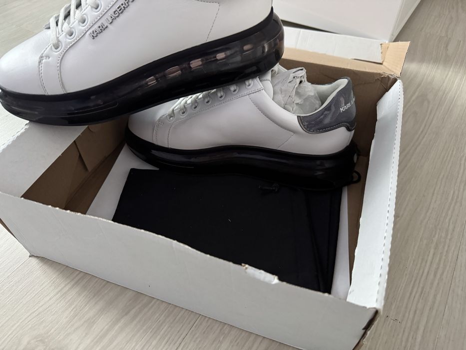 Sneakers Karl Lagerfeld - 800 lei