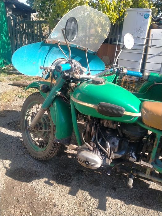 Продам мотоцикл Урал