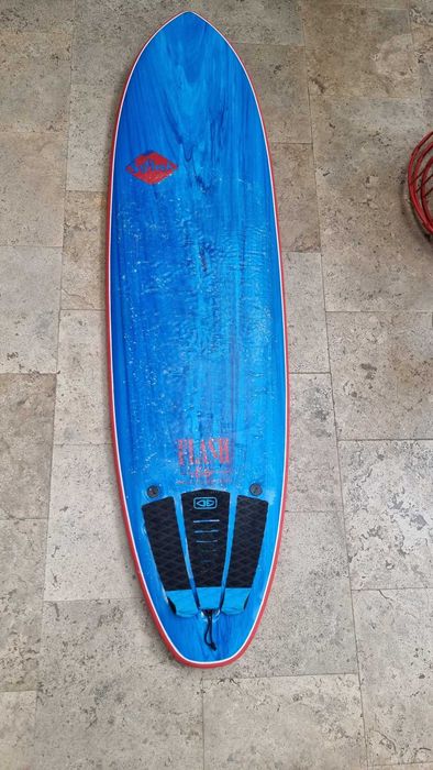 Placa de Surf Softech Eric Geiselman Flash – 6'6" (45 Litri) cu tailpad si fine incluse