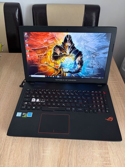 Laptop Gaming ASUS ROG GL553VD – i7-7700HQ, 16GB RAM, GTX 1050, SSD M.2 250GB