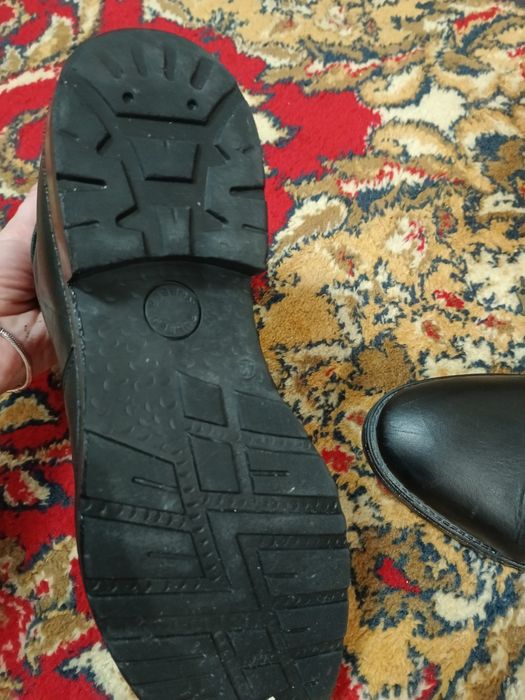 Продам кожаные мужские сапоги