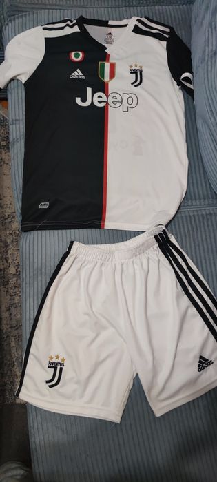 Детски спортен екип оригинален на аdidas