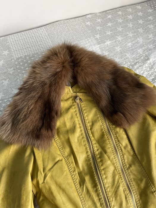 Дамско кожено яке