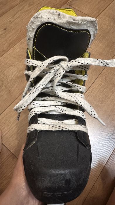 Коньки CCM TACKS 9350
