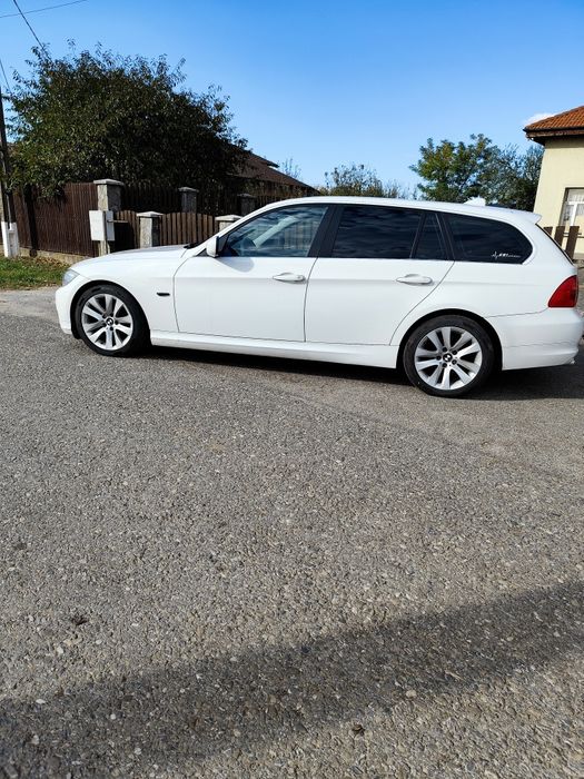 BMW e91 318d facelift