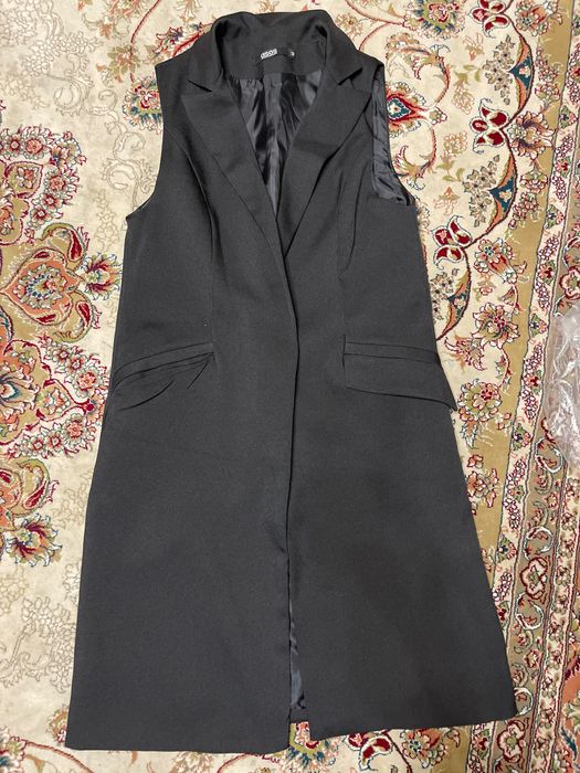 Жилетка женская  черная