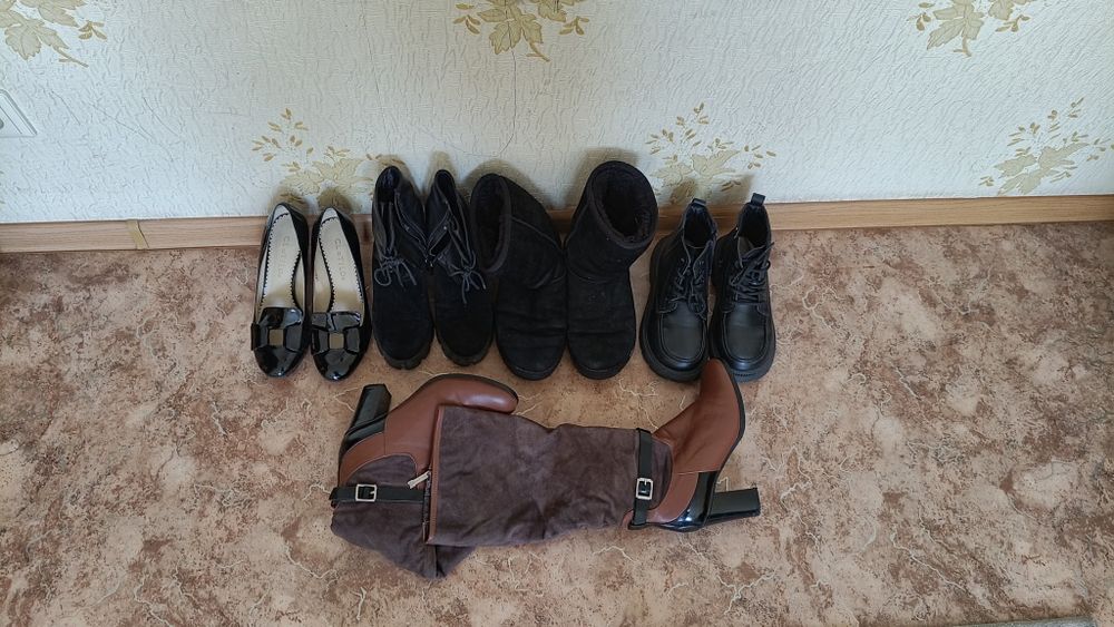 Обувь отдам даром