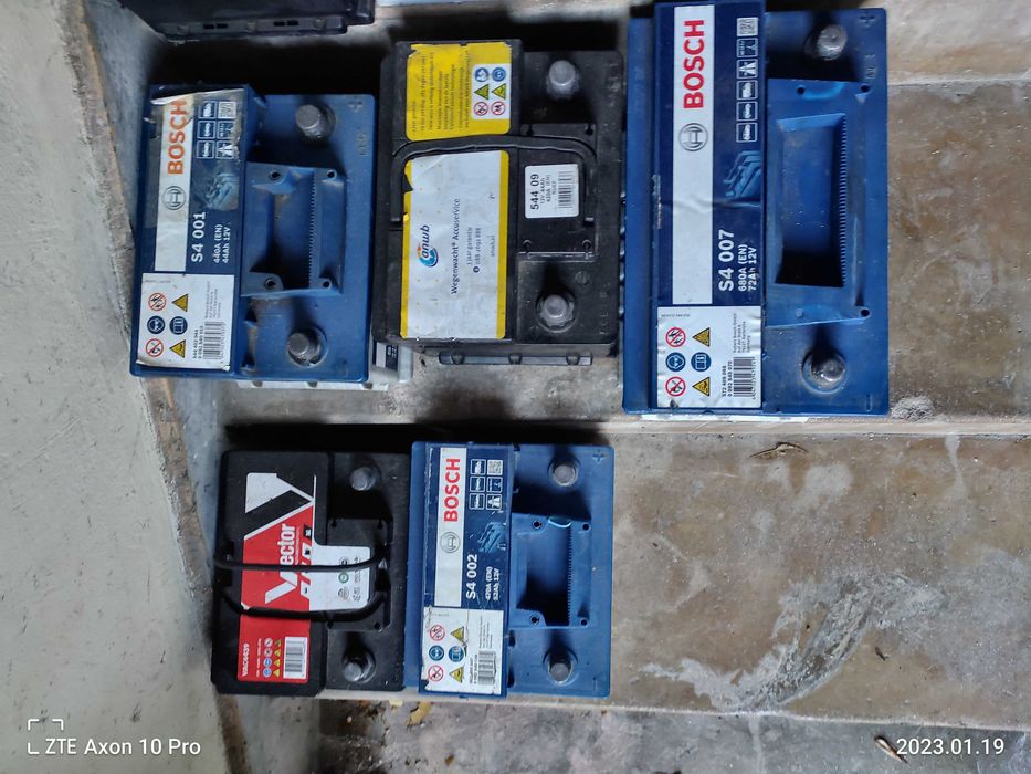 акумолатори за коли