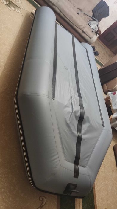 Продается лодка Хантер 320 ЛК б/у