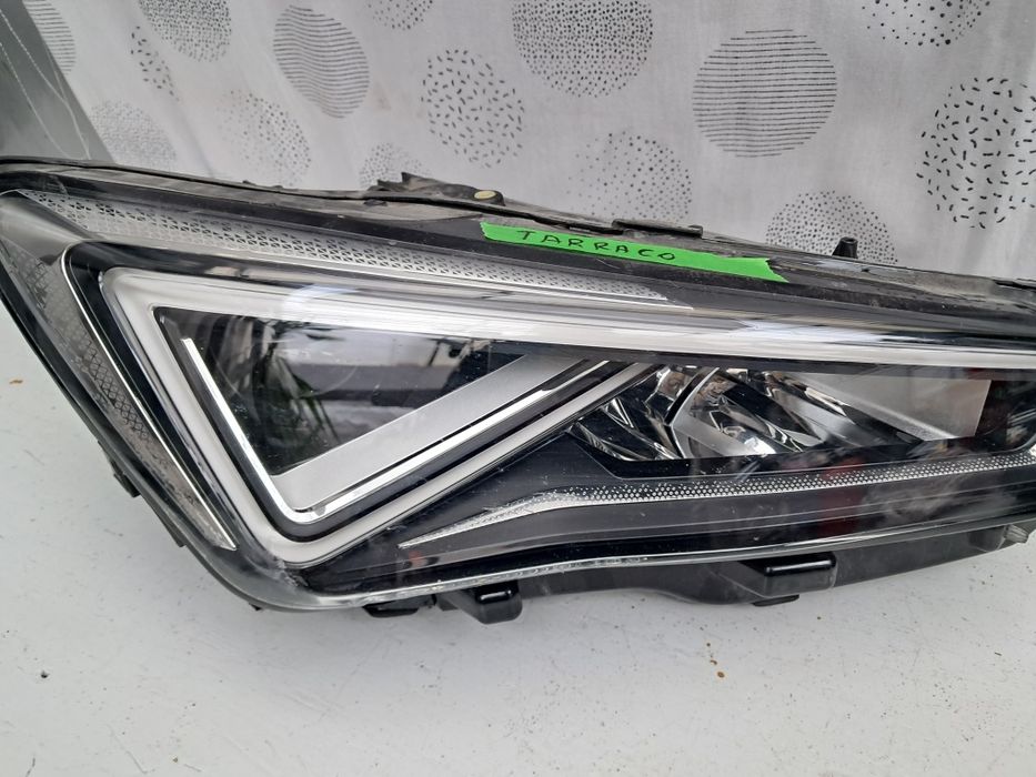 Фар  халоген  Seat Tarraco 2022г