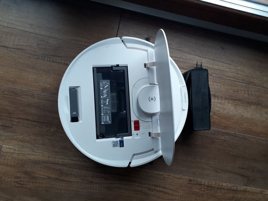 Aspirator robot Ecovacs Deebot N8 Pro