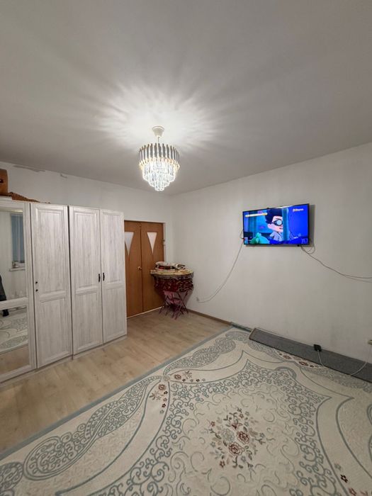 Продается 1 ком квартира мкр Бирлик