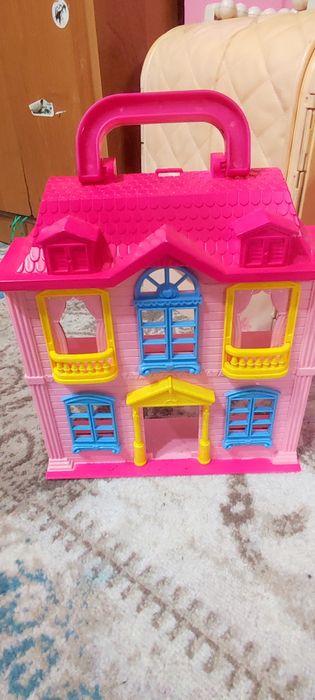 Продам дома для кукол , для Барби
