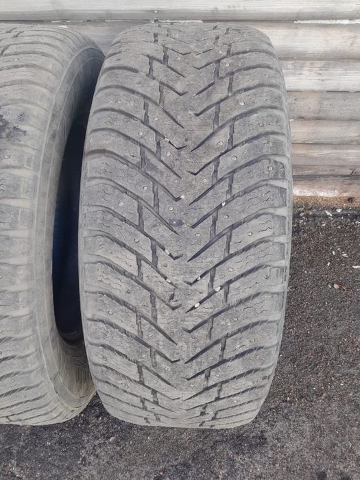 Продам шины б у в хорошем состоянии.