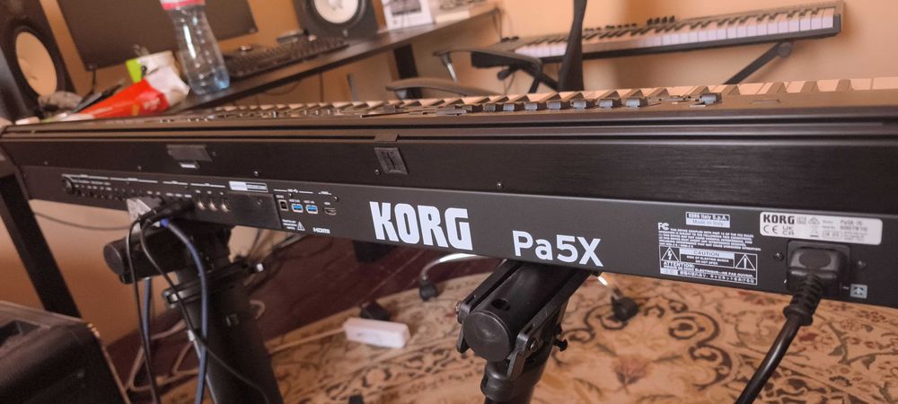 Продавам Korg Pa 5X