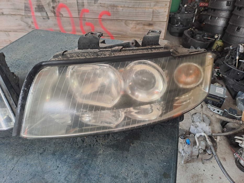 Far Stanga dreapta Faruri Audi a4 B6 cu Lupa