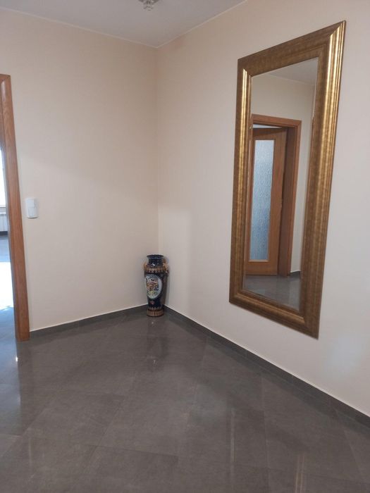 Дава се под наем Тристаен апартамент в София, Витоша - 102 кв.м за 750 € - Снимка #10