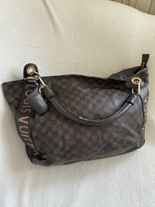 Оригинальная сумка Louis Vuitton из лимитированной коллекции.