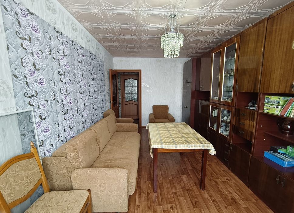 продается 2 ком  квартира