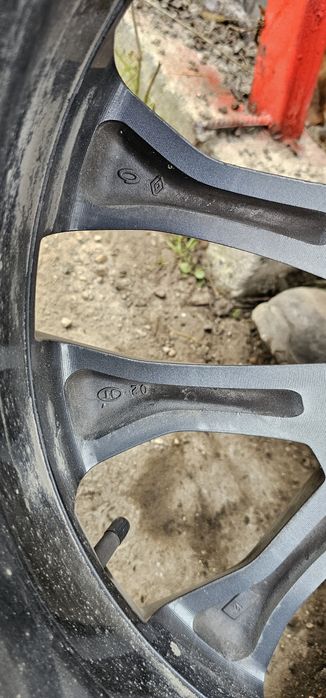 19" Оригинален комплект джанти + зимни гуми (4 бр.)за RENAULT KOLEOS 2