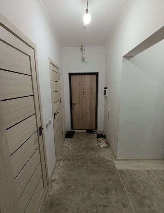 Yashnabod olmos mahallasi 3/2/16 srochna sotiladi