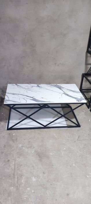 Журнальный столик в стиле лофт