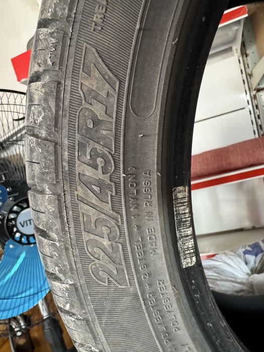 Покрышка 225/45/17