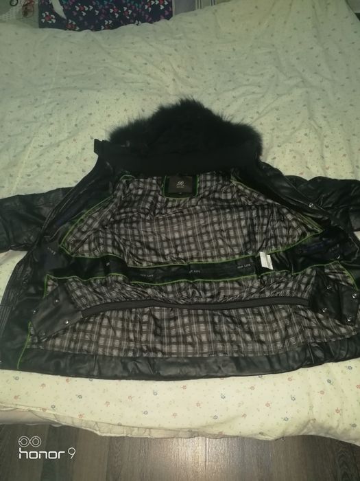 Оригинал Корея новая ни разу не одевал