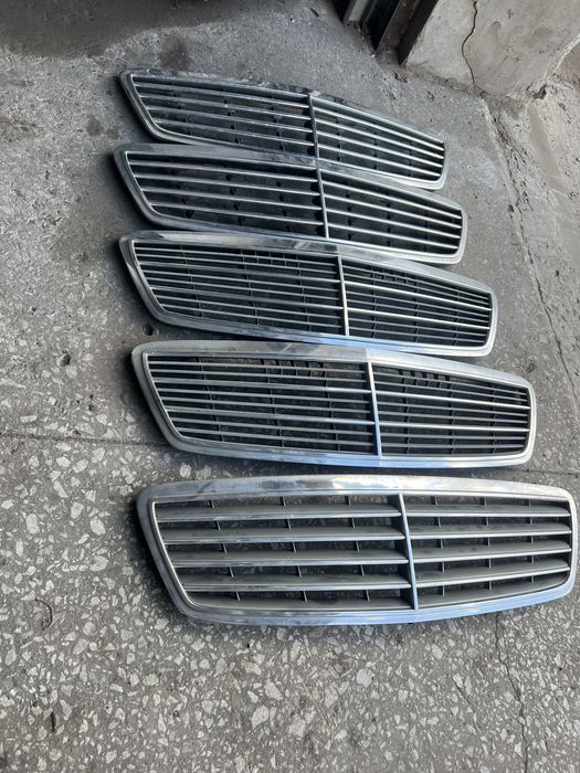 Решетка на Mercedes W203 C-Class 203