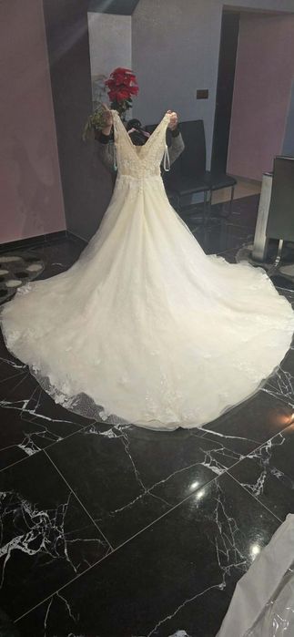 Vând rochie de mireasă